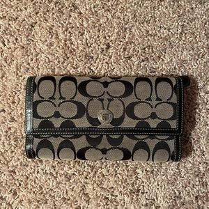 Coach Signature Pattern Wallet